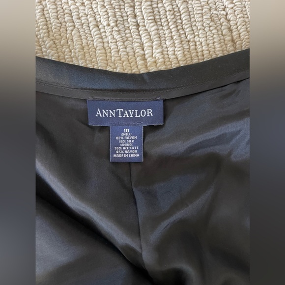 Ann Taylor 3-pieces black velvet pantsuit. Lined. EUC jacket, top and pants. - Picture 10 of 10